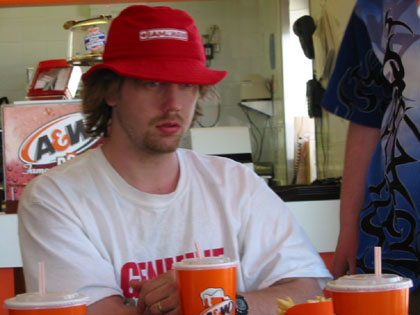 Camping Trips > May Long Weekend, 2003 > Picture 330
 (Click on image for a larger view)