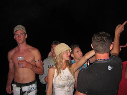 Houseboat 2005 > John's Pictures > Picture 125
 (Click on image for a larger view)
