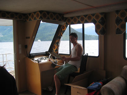 Houseboat 2005 > John's Pictures > Picture 256
 (Click on image for a larger view)