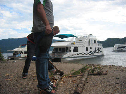 Houseboat 2005 > John's Pictures > Picture 266
 (Click on image for a larger view)