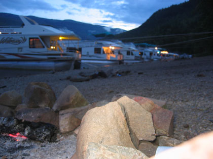 Houseboat 2005 > John's Pictures > Picture 307
 (Click on image for a larger view)