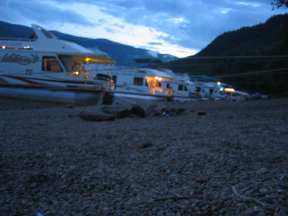 Houseboat 2005 > John's Pictures > Picture 308
 (Click on image for a larger view)