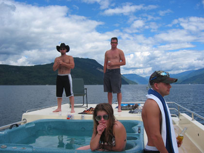Houseboat 2005 > John's Pictures > Picture 333
 (Click on image for a larger view)