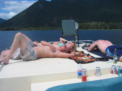 Houseboat 2005 > John's Pictures > Picture 372
 (Click on image for a larger view)