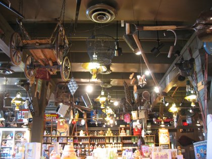 Cracker Barrel Store