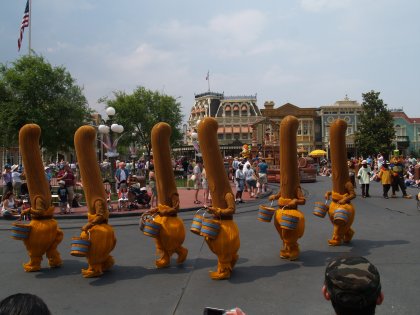 Parading Mops