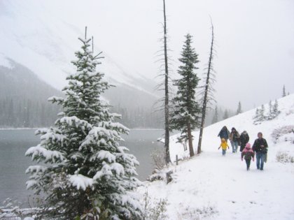 Hikers passing the lake