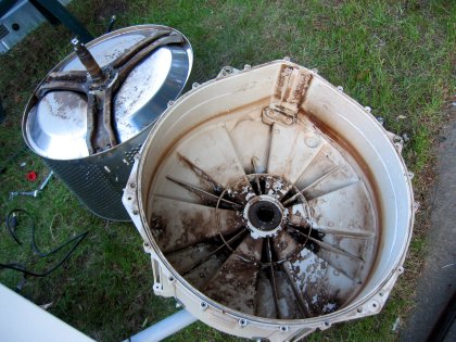 Rear wash basin and spin basket